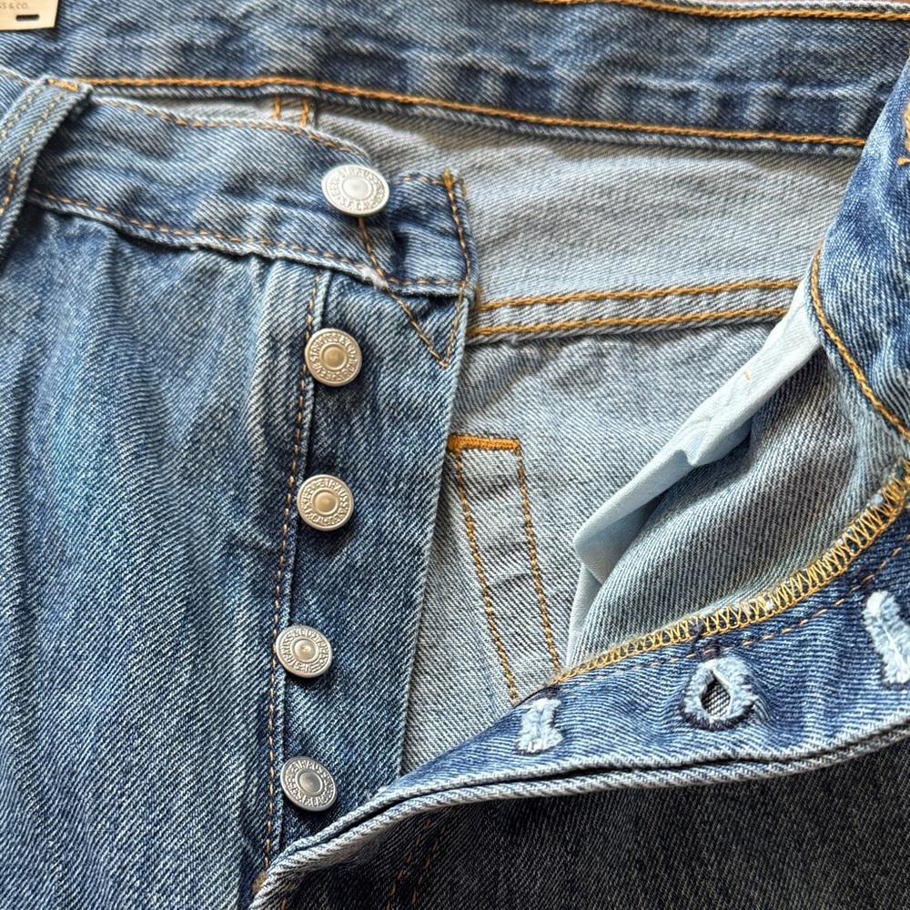 Levi's Men's 501 Classic Straight Leg Blue Jeans Size W34 L29 NWT - Picture 6 of 6